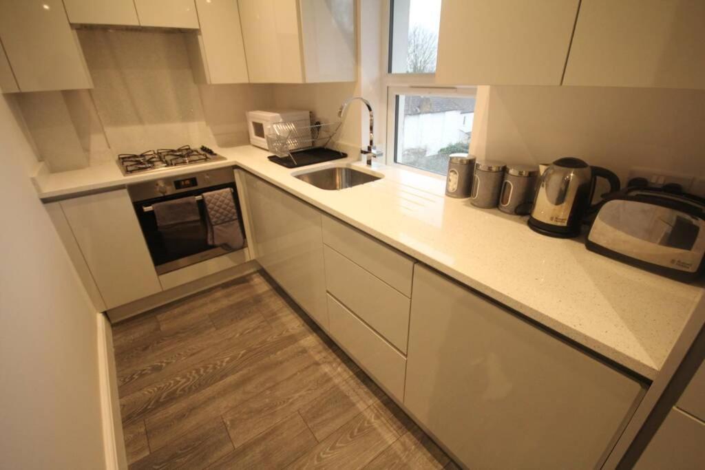 Great West Road Apartments Flat D Лондон Екстер'єр фото